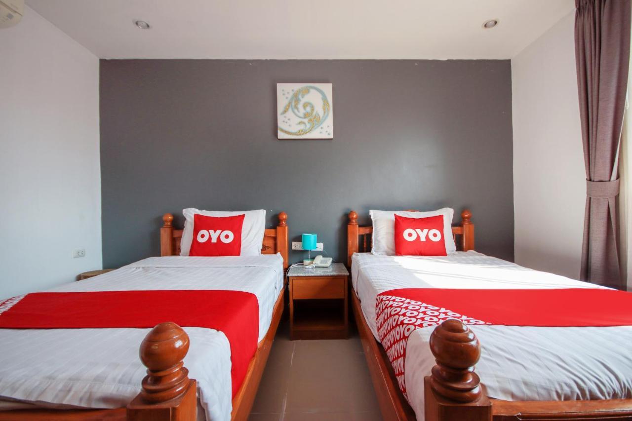 Oyo 861 Patong Dynasty Hotel Екстер'єр фото